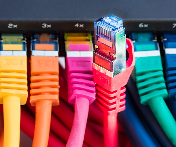 خدمات-تجهیزات-شبکه-نت-پرداز-اذر-2